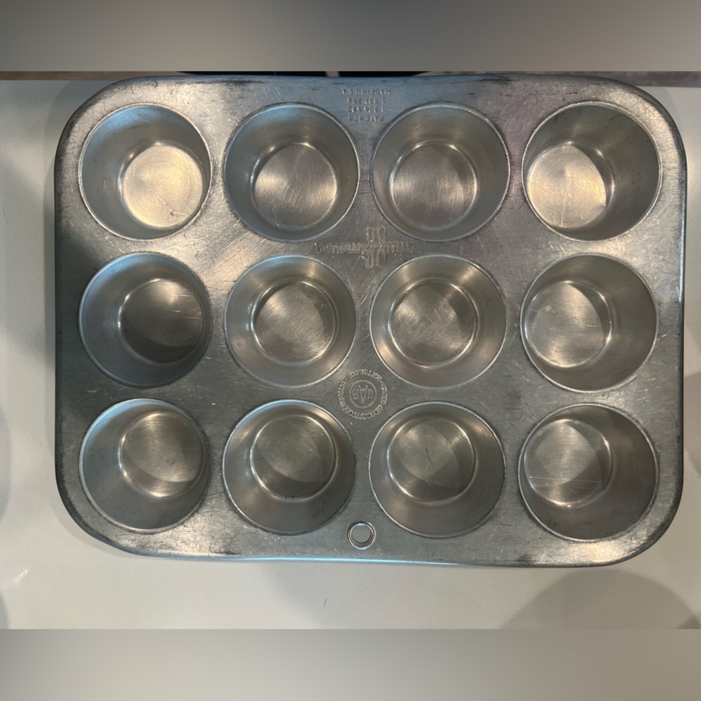 Vintage Muffin Baking Tray